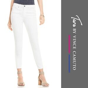 Two by Vince Camuto white skinny jeans
